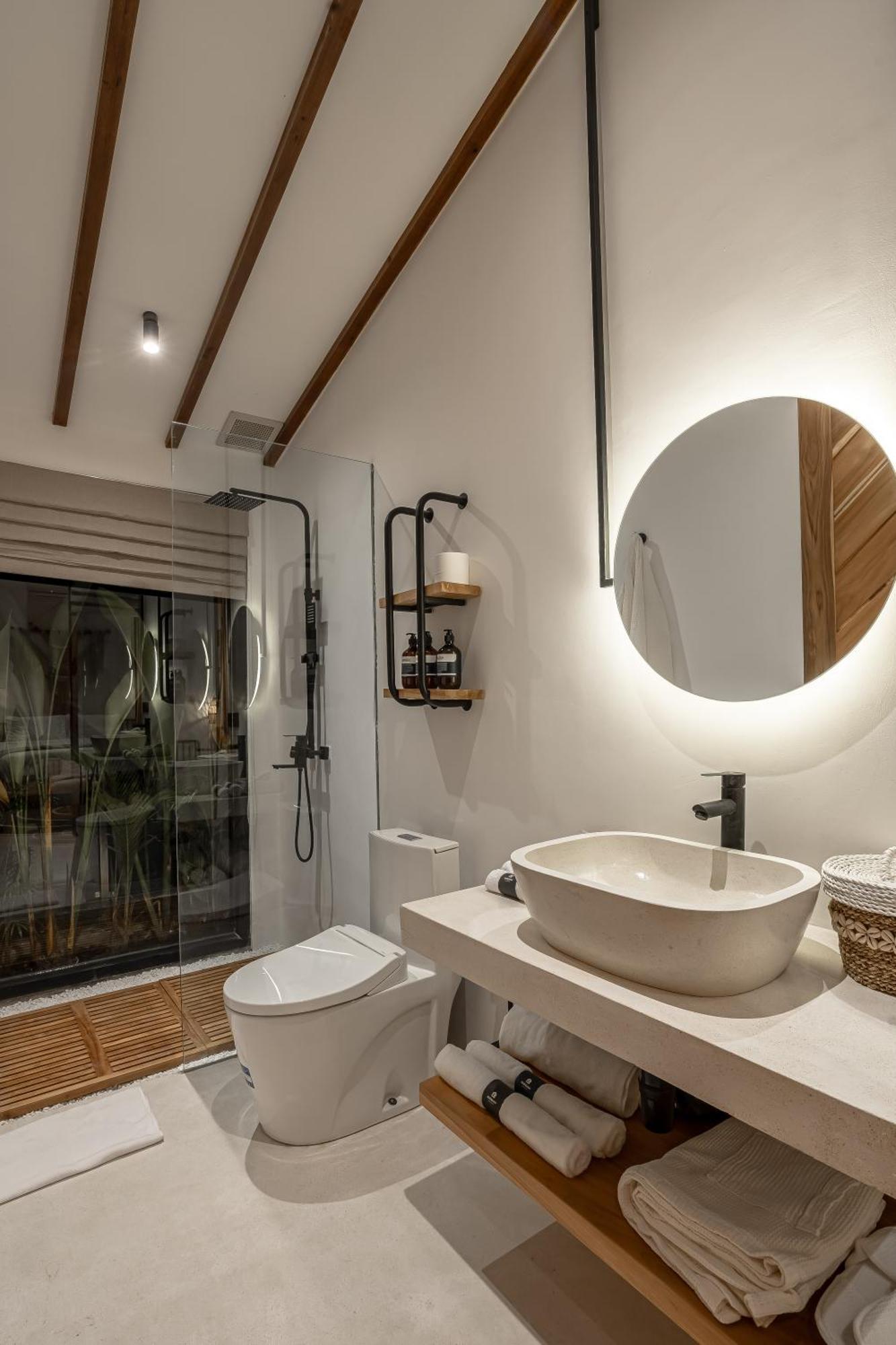 Udara Villa By Evdekimi Ubud Værelse billede