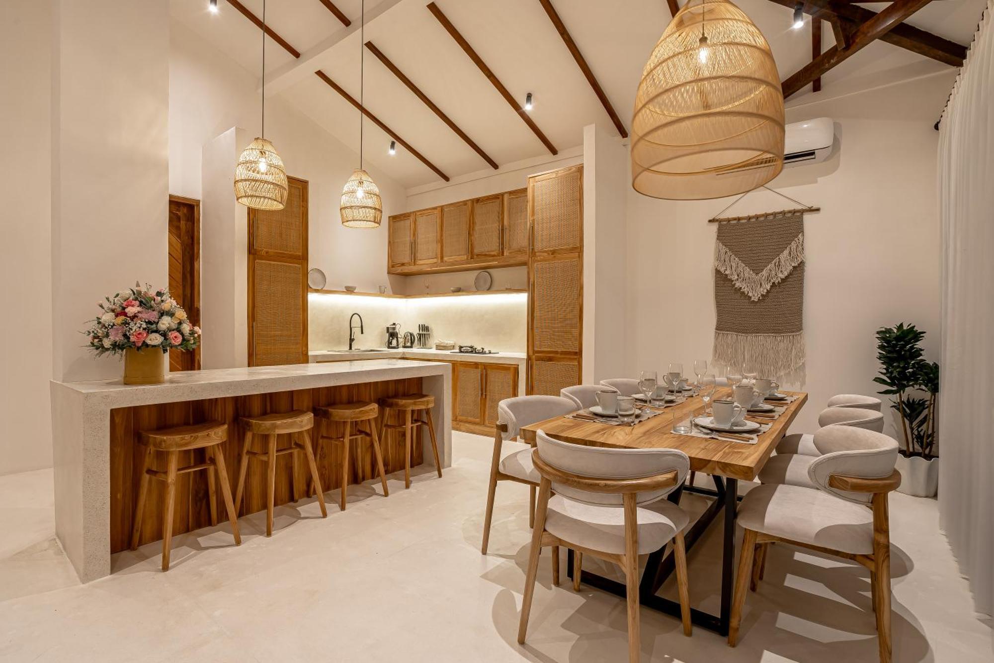 Udara Villa By Evdekimi Ubud Værelse billede